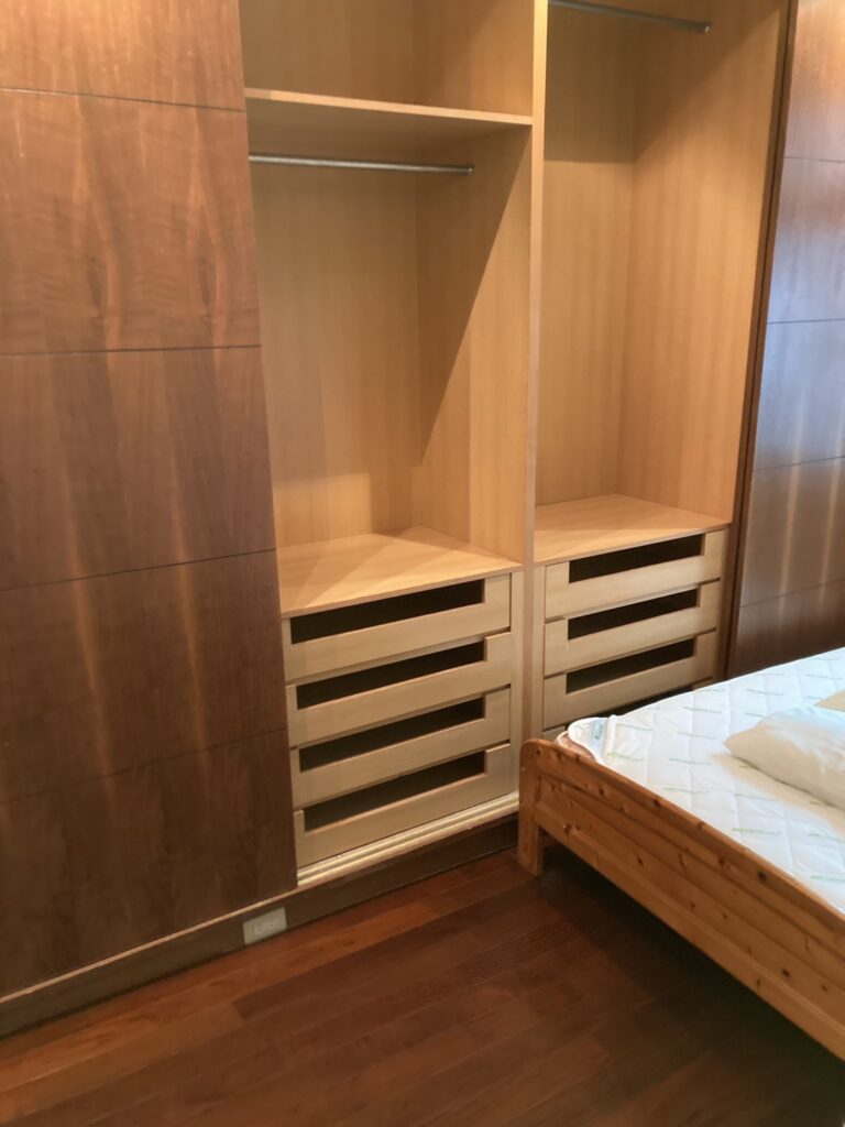 Pop-rooms: Room with Private Office in Shared Apartment 101 Rooftop View [101B] 3