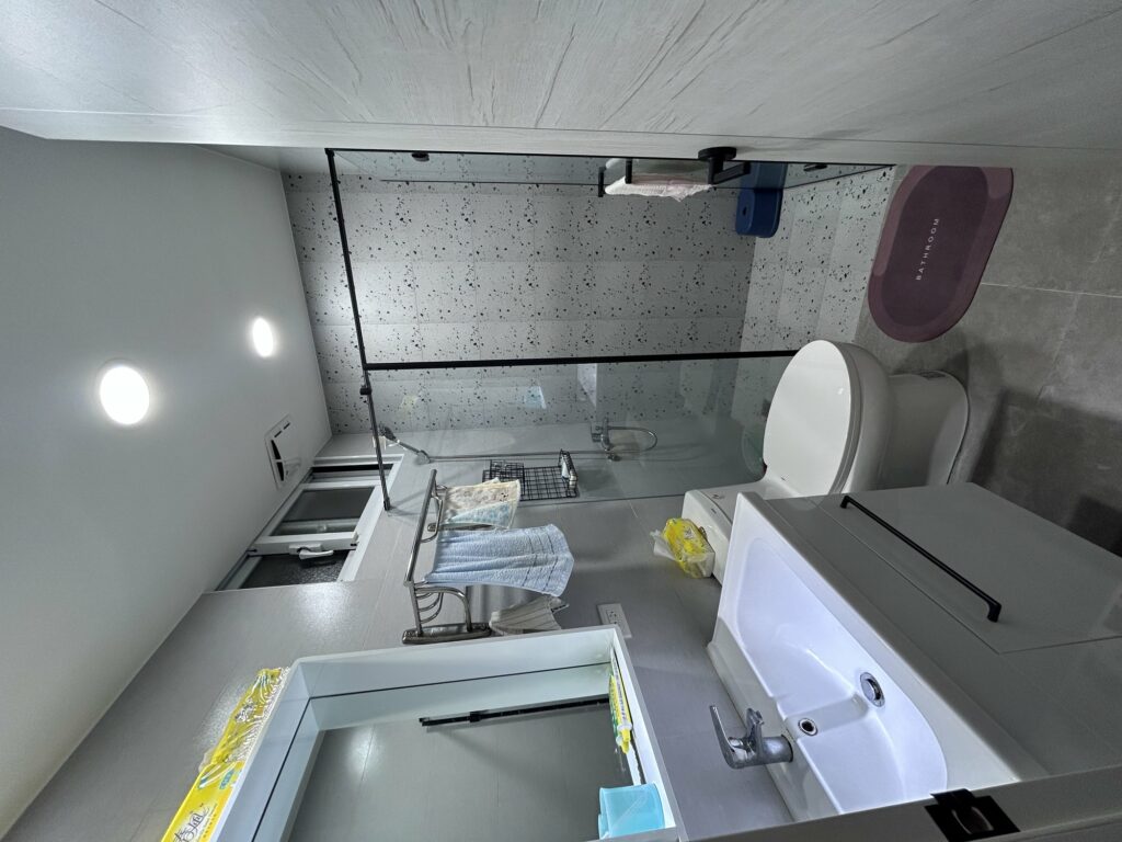 Private Ensuite Room Near Guting MRT, Tong'an Street 3